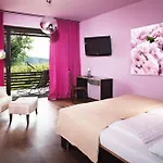 Weingartenhotel Harkamp Suedsteiermark ホテル