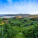 ホテル Weingartenhotel Harkamp Suedsteiermark Sankt Nikolai im Sausal
