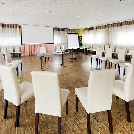 فندق Weingartenhotel Harkamp Suedsteiermark 3*
