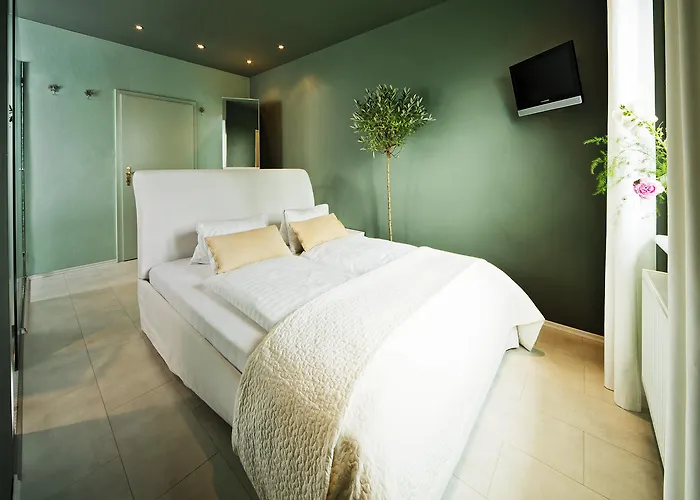 فندق Weingartenhotel Harkamp Suedsteiermark 3*