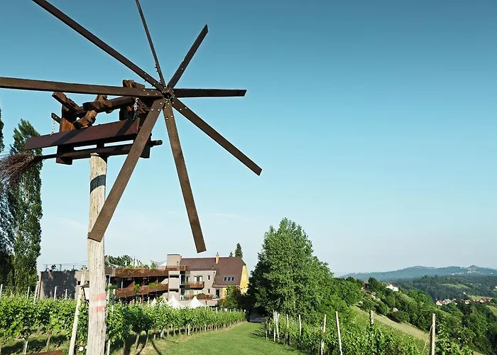 فندق Weingartenhotel Harkamp Suedsteiermark