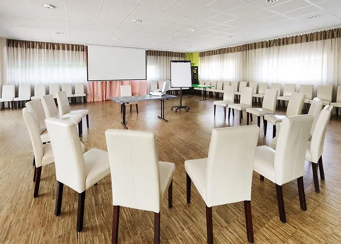 فندق Weingartenhotel Harkamp Suedsteiermark 3*