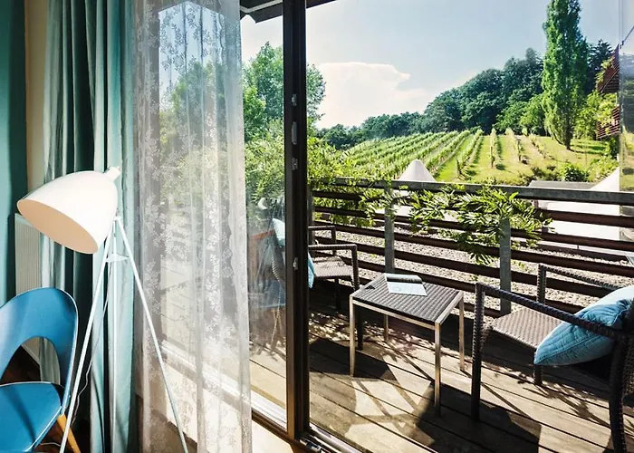 Weingartenhotel Harkamp Suedsteiermark Sankt Nikolai im Sausal